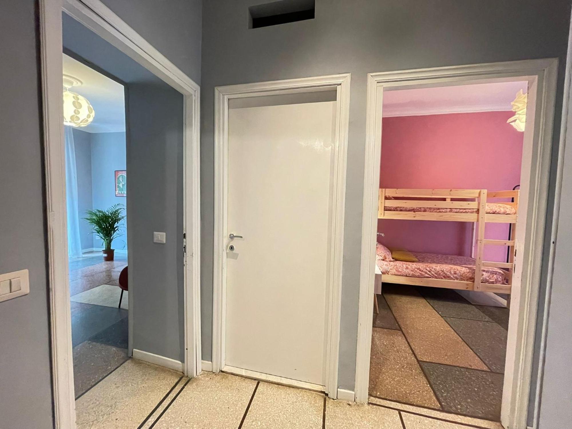 Vatican Cosy Hideout - Center - Freewifi - Parking Apartment