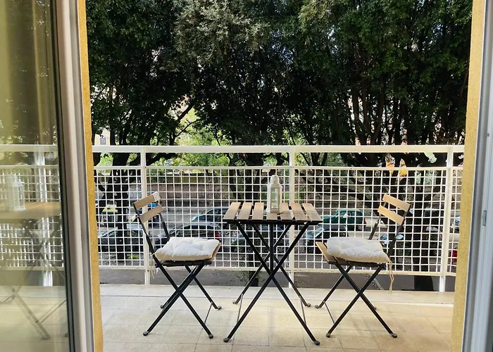 Vatican Cosy Hideout - Apartament Center - Freewifi - Parking